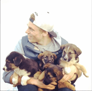 Gus Kenworthy Rescues Stray Puppies In Sochi